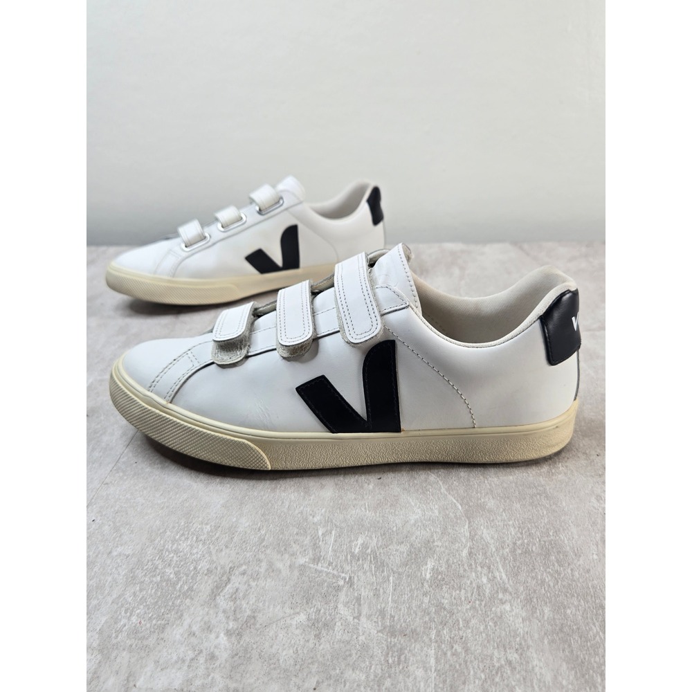 Veja Recife Sneakers Women 8 White Leather Low Top Casual Sporty Streetwear Shoe